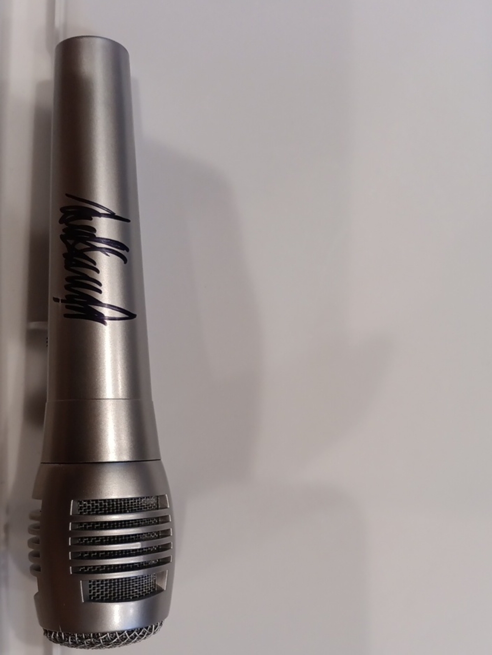Donald Trump signed/autographed Microphone w/COA (Pyle PDMIK1)